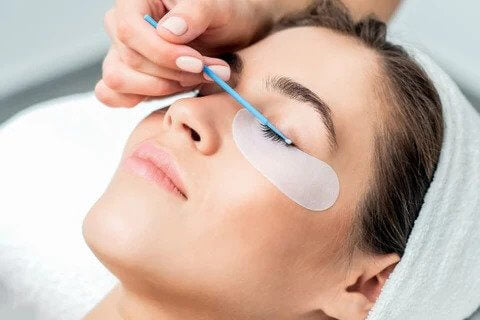 Lash Removal